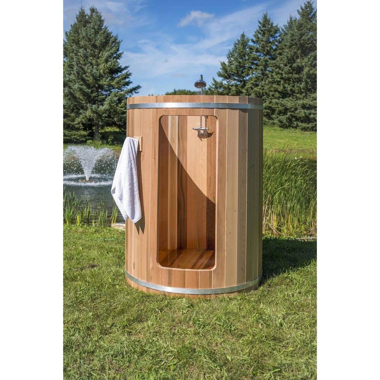 Dundalk Rainbow Outdoor Shower – Cedar